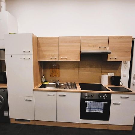 Neulerchenfelder Apartment เวียนนา ภายนอก รูปภาพ