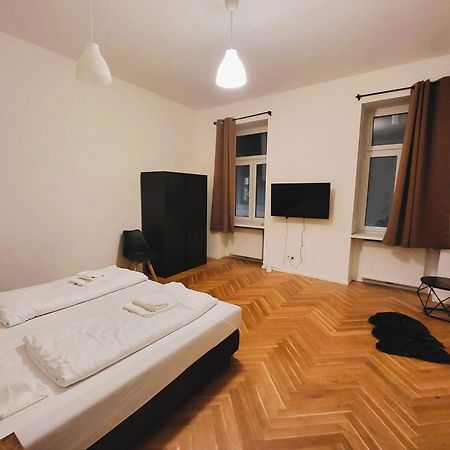 Neulerchenfelder Apartment เวียนนา ภายนอก รูปภาพ