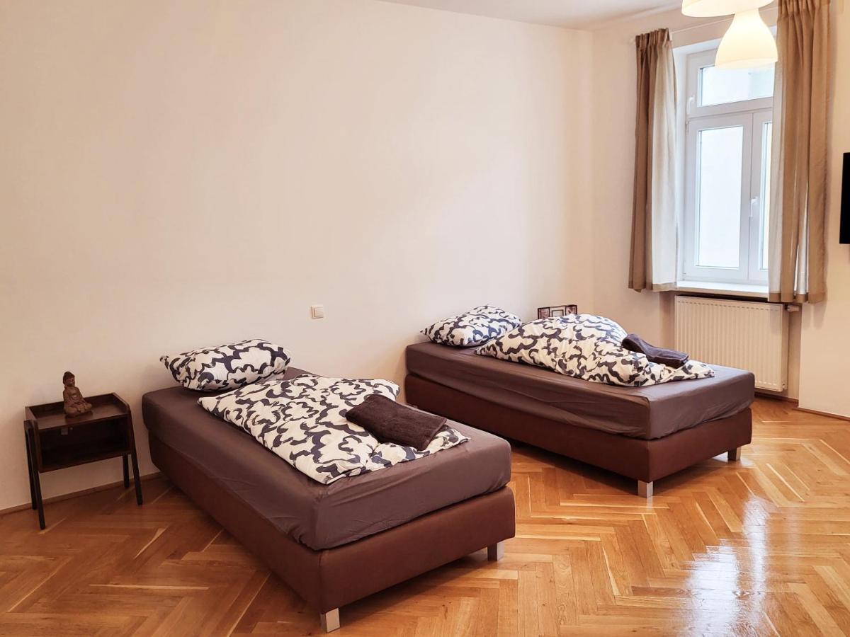 Neulerchenfelder Apartment เวียนนา ภายนอก รูปภาพ
