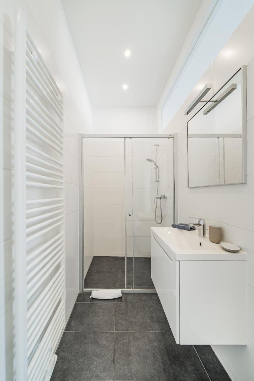 Neulerchenfelder Apartment เวียนนา ภายนอก รูปภาพ